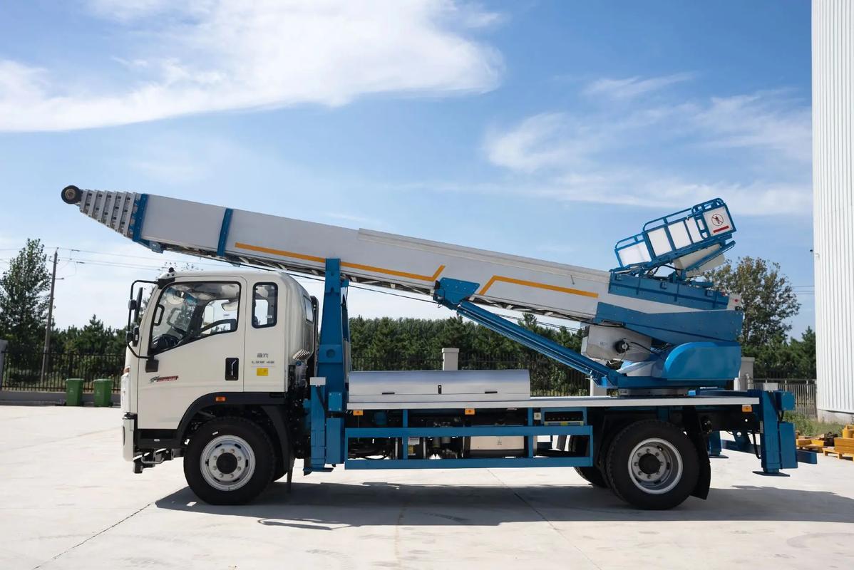 熊口镇云梯上料车租赁费用